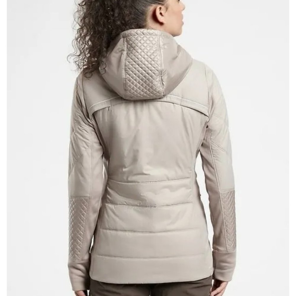 Athleta Rock Ridge PrimaLoft Jacket in Bluff Grey